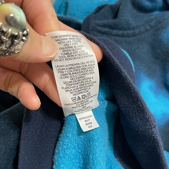 EUC Women’s Size Medium Champion Logo Embroidered Tie Dye Hoodie In Dark Navy - Picture 12 of 12